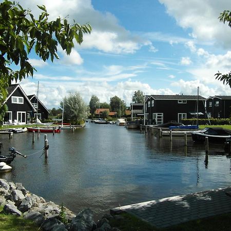 Waterpark Oan 'E Poel Bij Sneekermeer テルヘルネ エクステリア 写真